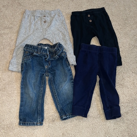 Bundle of Carter’s 12 month clothes - Picture 15 of 16